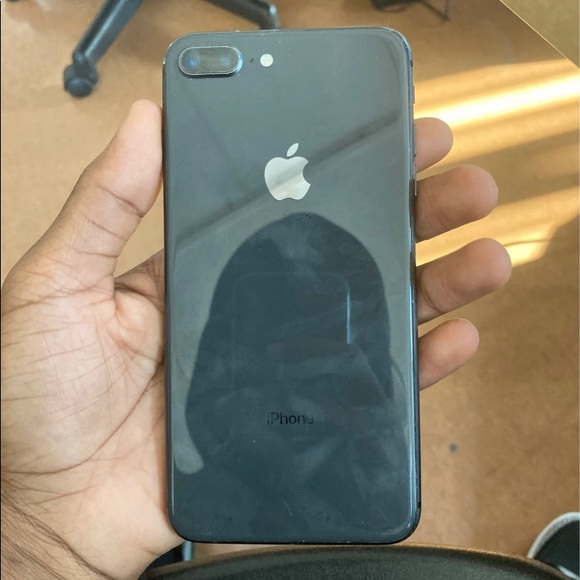 iPhone 8 Plus